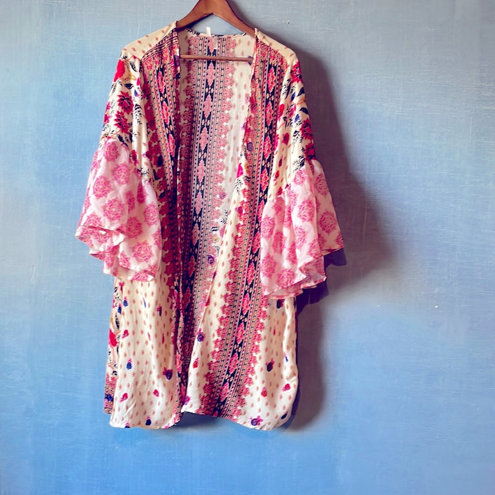Fun open tunic